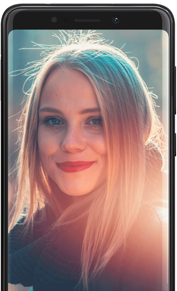 A selfie portrait of a smooth blur effect on View Lite