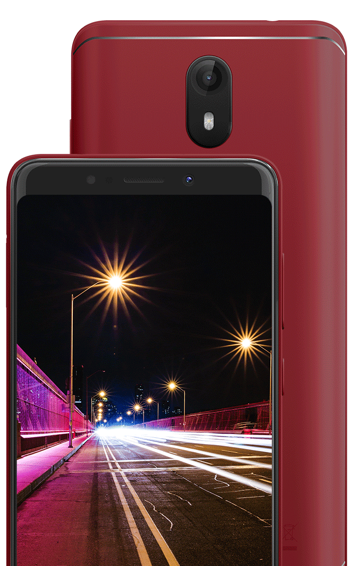 A selfie portrait of a smooth blur effect on View Lite